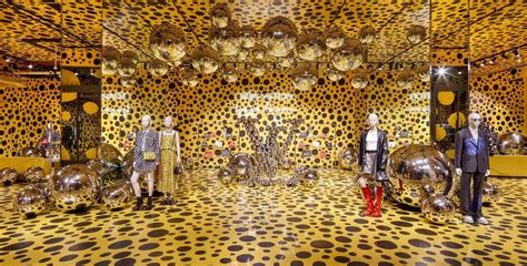 louis vuitton samenwerking|yayoi kusama louis vuitton.